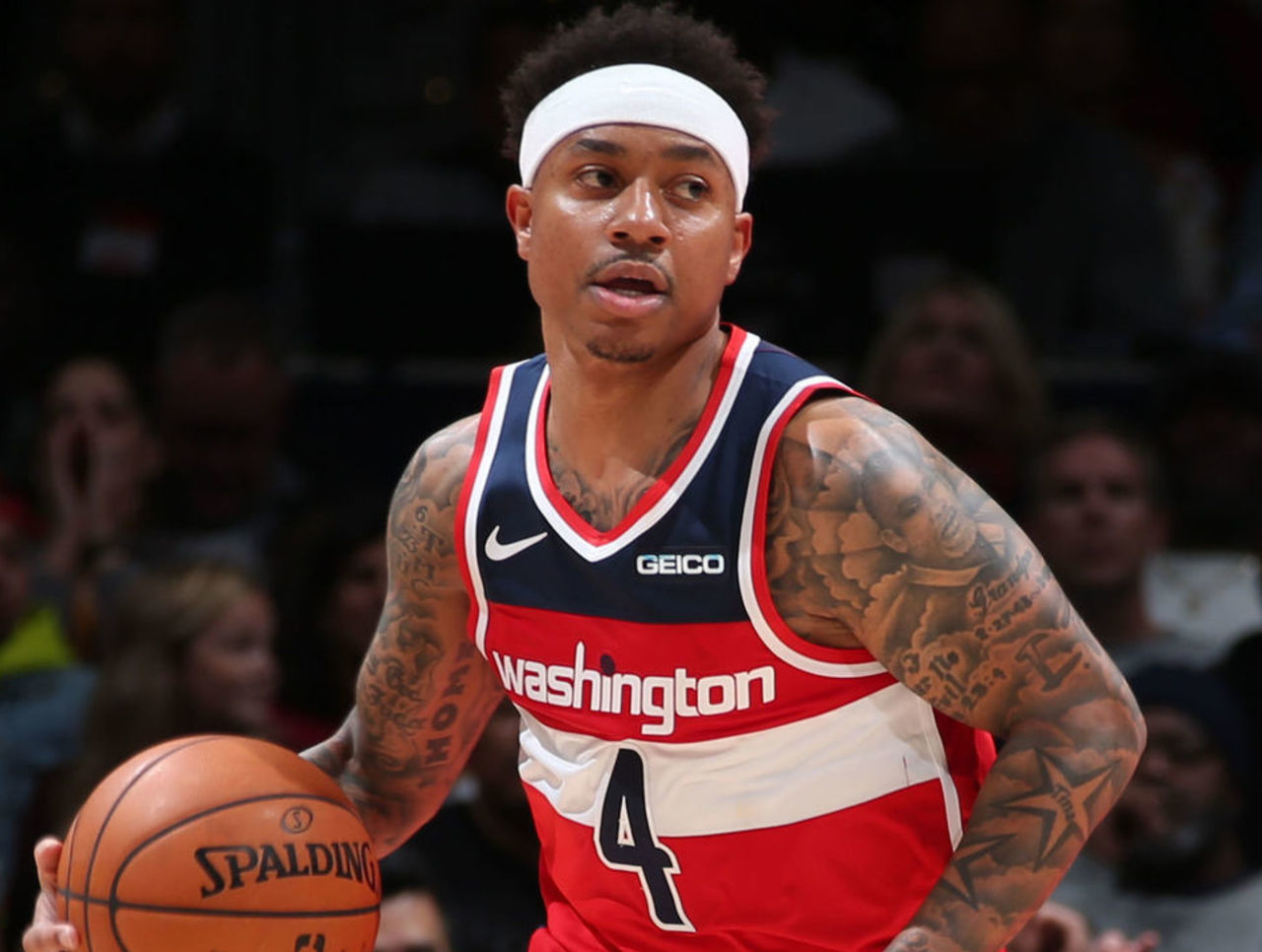 也展示了他 也展示了他