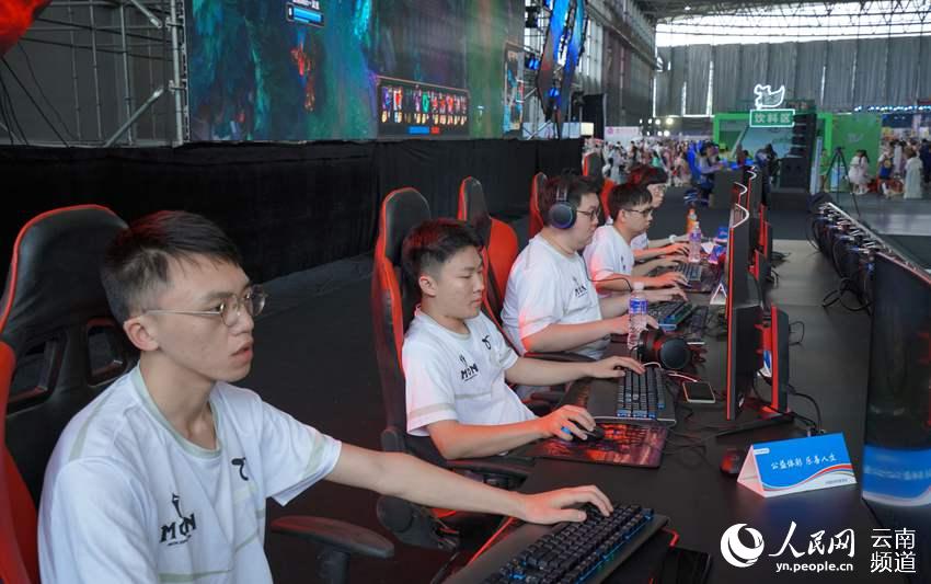 于联盟上游 于联盟上游