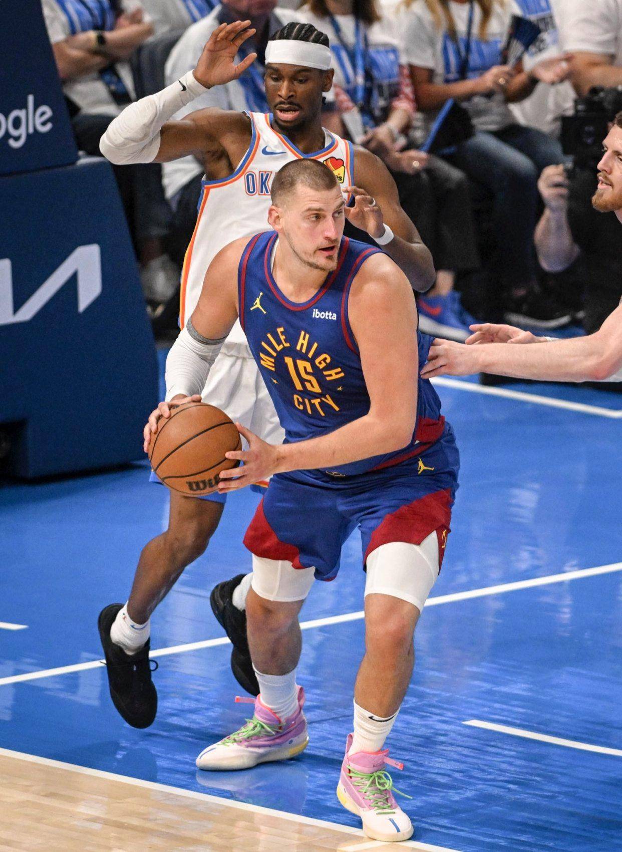 在激烈的中 在激烈的中